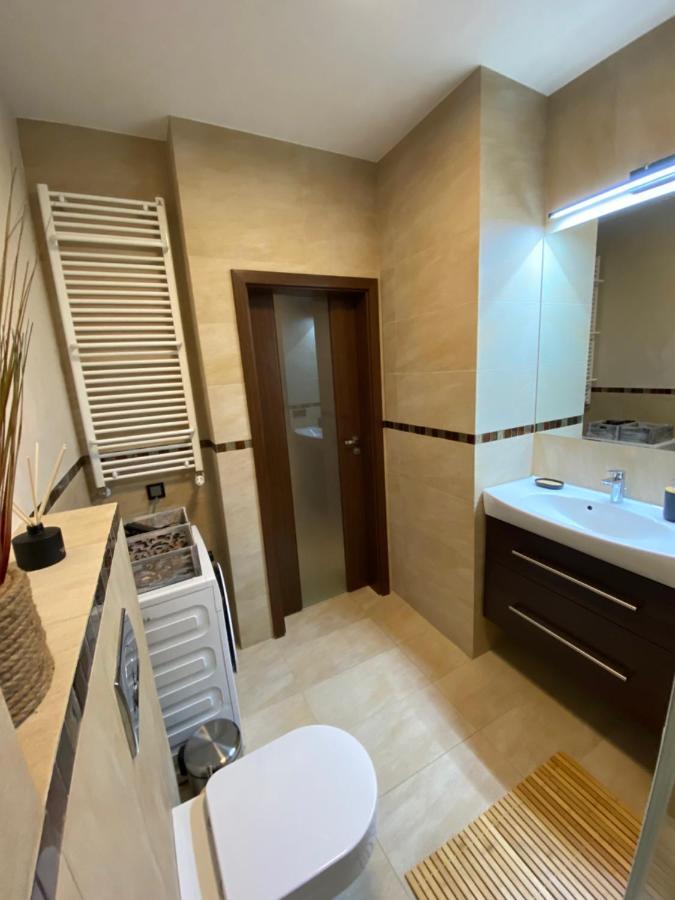 Secret Apartments Chelmska 55M2 Varşova Dış mekan fotoğraf