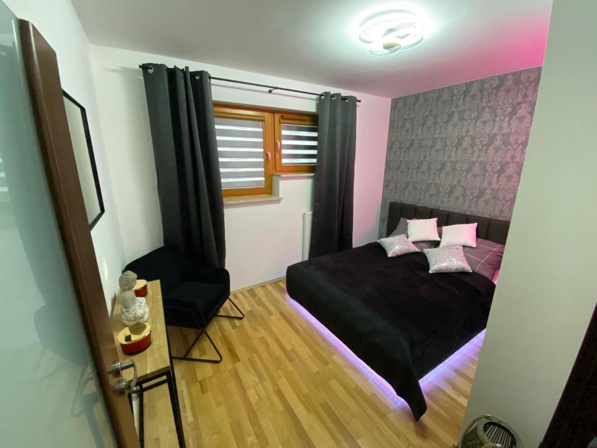 Secret Apartments Chelmska 55M2 Varşova Dış mekan fotoğraf